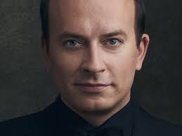 Daniel Behl's Instagram, Twitter & Facebook