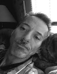 Scott Cossey's Instagram, Twitter & Facebook