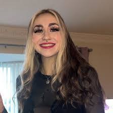 Kerry Monaghan's Instagram, Twitter & Facebook