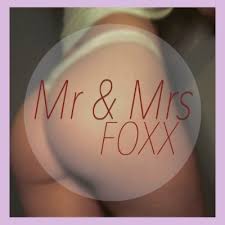 Ricky is at his friend's house doing yard work while his friend's mom, reagan foxx, is in her bedroom trying on lingerie. Mr Mrs Foxx Mrmrsfoxx1 Twitter