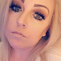 Amanda Bracamonte's Instagram, Twitter & Facebook