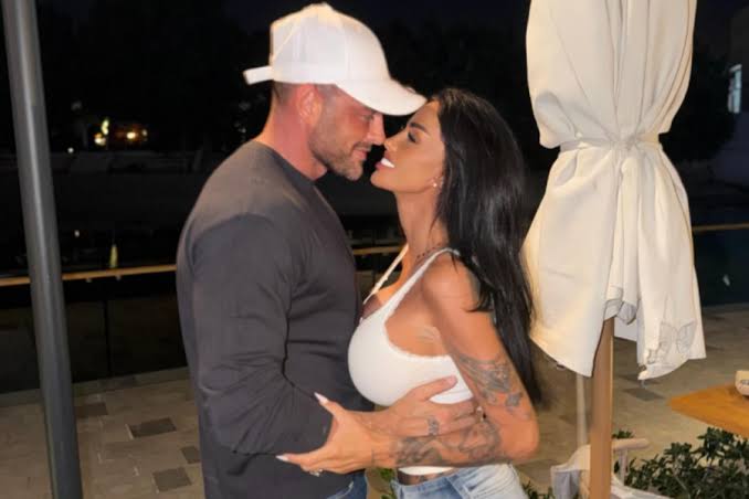 Katie Price's Marriage Drama Deepens as She Wears Wedding Ring Again While  Lee Andrews Unfollows Her Online
