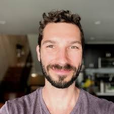 Matthew Moe's Instagram, Twitter & Facebook