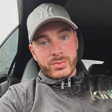 Isaiah Beyer's Instagram, Twitter & Facebook