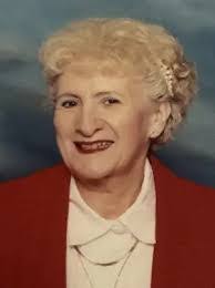 Janet Dougan's Instagram, Twitter & Facebook