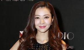 Mỹ nhân 'Diệp Vấn' chờ đám cưới với em trai Quách Khả Doanh