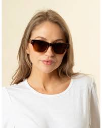 Stella + Gemma Page 7