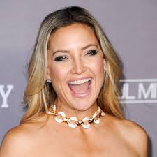 The 2021 golden globes were a family affair for kate hudson as she watched the show with her kids and mom goldie hawn — see the sweet kate hudson revealed she almost had an embarrassing dress malfunction at the 2005 golden globes while sitting next to prince in an interview with people Wyy8ckju8g7ufm