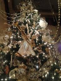 Stats Pasadena Ca Holiday Heaven White Christmas Tree Decorations White Christmas Tree Decorations Christmas Tree Decorations Holiday Decor