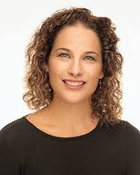 Raquel Gillen's Instagram, Twitter & Facebook