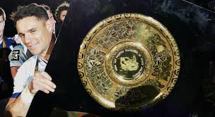 Bouclier de brennusveya brennus shield içinde ingilizcefransızların kazananlarına verilen bir kupadır. Racing 92 Presentation Du Bouclier De Brennus Ce Mardi Rugby 365