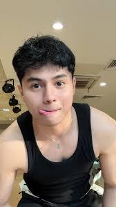 Dinner Drama: Awkward Encounter with My Ex