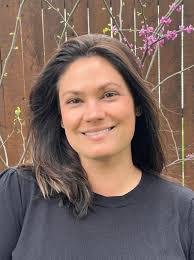 Jen Dunlap's Instagram, Twitter & Facebook