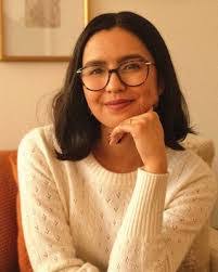 Liz Mineo's Instagram, Twitter & Facebook