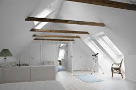 Velux Cabrio Fenster Am Dach Bauernhauses Danemark Durchdacht At Dachstuhl Dachboden Dachboden Renovierung