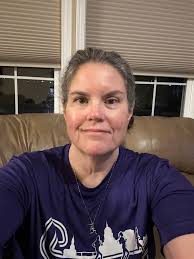 Happy Thursday Hotties! I didn't post yesterday because I wasn't feeling  too well and ended up taking the day off from work. This morning I decided 