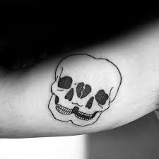 Where can i get a skull stencil for free? 40 Simple Skull Tattoos For Men Bone Ink Design Ideas