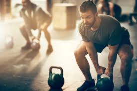 8 videos with some awesome kettlebell flows you can try out yourself and some basic instructions on how to learn to flow with the kettlebell. This Up And Down Kettlebell Flow Workout Is Simple Fast And Effective