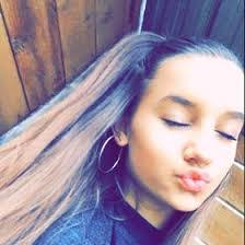 Alexa James's Instagram, Twitter & Facebook