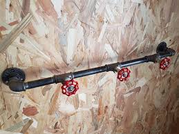 Porte Manteau De Style Industriel En Raccord De Plomberie Porte Manteau Mural En Metal 3 Vannes Patere E Porte Manteau Mural Porte Photo Mural Porte Manteaux