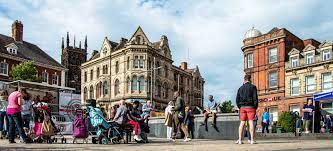 Whilst wolverhampton isn't well known as a tourist attraction, those visiting friends at the university, enjoying a football match at the famous molineux stadium or attending a concert at one of the fine local music. Home Enjoy Wolverhampton