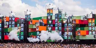 Anchored in the techno scene, the festival brings in the biggest names to the netherlands. En Pleine Journee Picture Of Awakenings Festival Spaarnwoude Tripadvisor