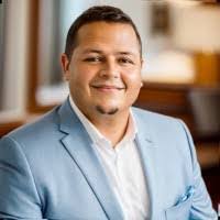 Jessica Deluna's Instagram, Twitter & Facebook