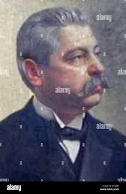 Italian violin hi-res stock photography and images