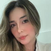 Elizabeth Guardado's Instagram, Twitter & Facebook