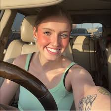 Reba McEntire and the ladies of Little Big Town teamed up to sing the  Golden Girls theme song