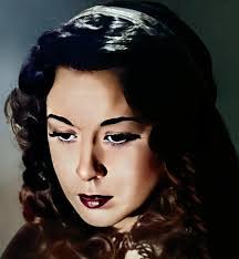 Lori Pomeroy's Instagram, Twitter & Facebook