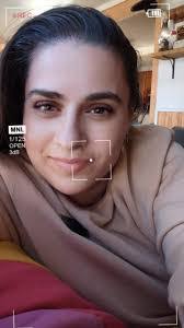 Julie Elliot's Instagram, Twitter & Facebook