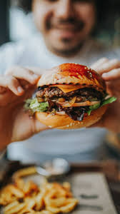 Salame ou copa Aurora? Estes e muitos outros produtos da familia Aurora  você encontra aqui no Betim! #VemproBetim Av.Doutor Betim, 382, Vila  Marieta,...