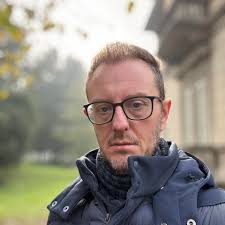 Questa sera, alle 22,50 circa, il procuratore Gratteri sarà ospite della  trasmissione “Piazza pulita “, condotta da Formigli, su La7.