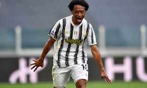 Honestly perisic doesn't do anything, it's cuadrado's leg that goes… continue reading cuadrado goes towards. Bergomi Su Juve Inter Calvarese Su Cuadrado Non E Rigore