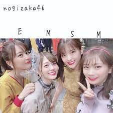 ﾟna ﾟ s instagram photo やっぱり1期生っていいなってしみじみ思う この4人っていうのがまたいい 笑 このしあわせの保護色の麻衣ちゃんの衣装 髪型めっちゃ 好みで大好き 前髪がっっ crown jewelry crown fashion