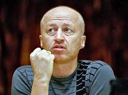 На 43 хвилині забиває фосберг. Pomer Oleksandr Zinchenko Informaciya Pro Pohoron Detektor Media