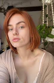 Emily Foss's Instagram, Twitter & Facebook