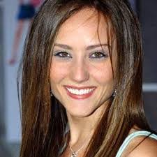 Sally Winslow's Instagram, Twitter & Facebook