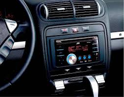 The original standard specified that a head unit, when seen from the front, should be 180 mm x 50 mm (about 7x2 inches). Single Din Vs Double Din What Are The Differences