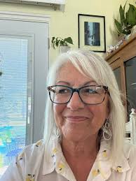 Advice is usually helpful. And many of us (including myself) offer guidence  and suggestions without being asked. Regardless of intentions, giving  advice that is not wanted can be annoying, intrusive and even