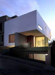12 Minimalist Modern House Exteriors From Around The World Desain Rumah Minimalis Desain Rumah Modern Eksterior Rumah Modern