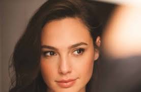 The 'wonder woman' star took to. Kpff J8 6d6bam