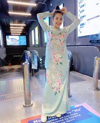 Karena pria berambut panjang lebih sering merawat diri terutama rambut. Janna Nick Dah Mula Rimas Rambut Panjang I Miss My Short Hair Wearing Baju Kurung Primavalet Www Fashionhub Com Facebook