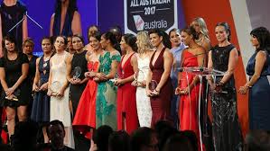 In an impressive list of fuming coach sprays, senior herald sun footy reporter mark robinson says one stands clear above all others. Mark Robinson The Kiss That Captured The Country
