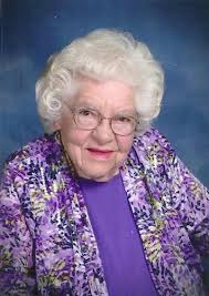 Jeanette Storey's Instagram, Twitter & Facebook