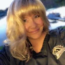 Stacy Hayhurst's Instagram, Twitter & Facebook