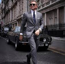 He was born daniel wroughton craig on march 2, 1968, at 41. Daniel Craig Welt