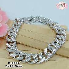 See full list on tokopedia.com Gelang Emas Putih Rantai Perak R 3657 Lazada Indonesia