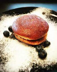 永友一朗さんはinstagramを利用しています 生地から焦がしバターがジュワッ と 表面はカリッとして バター好き あんこ好きには堪らない 鵠沼しみず kugenuma shimizu のバターどら焼き 今日はハンドドリップコーヒーと合わせました 鵠沼しみず kugenuma